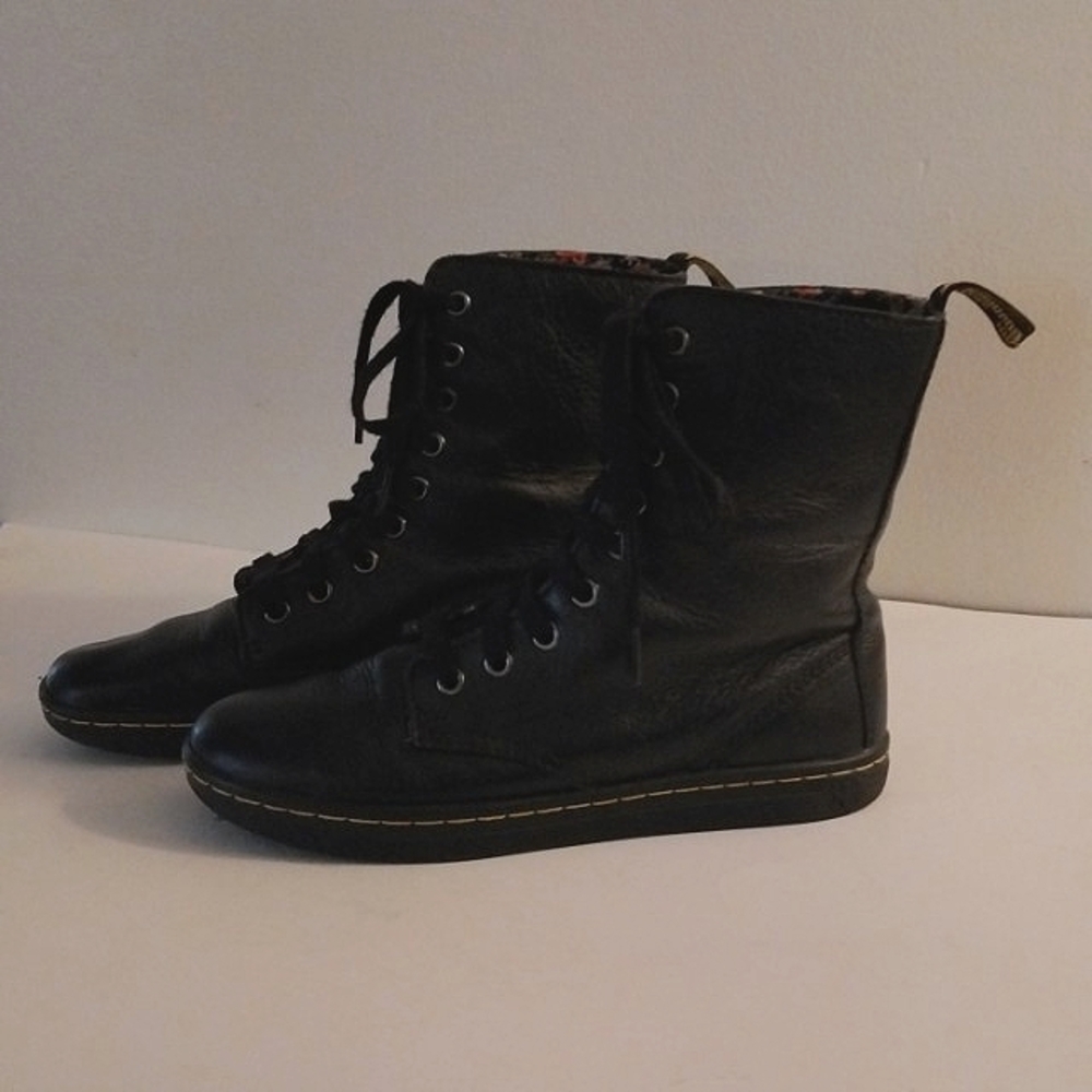 Dr. Martens Stratford Floral Leather Lace-Up Boot